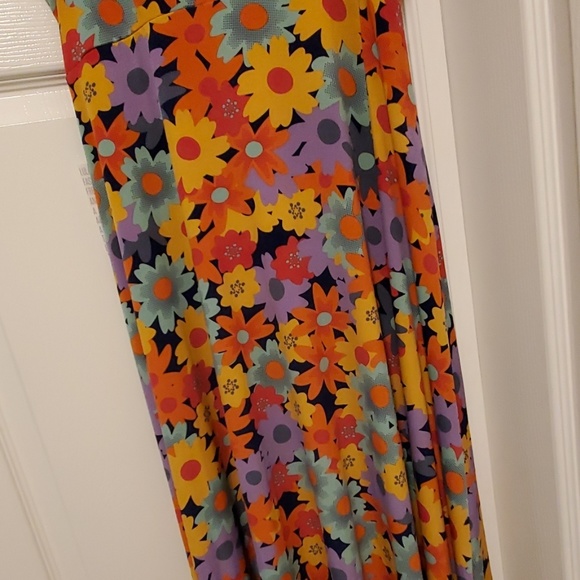 Lularoe Maxi Size Small - Picture 2 of 4